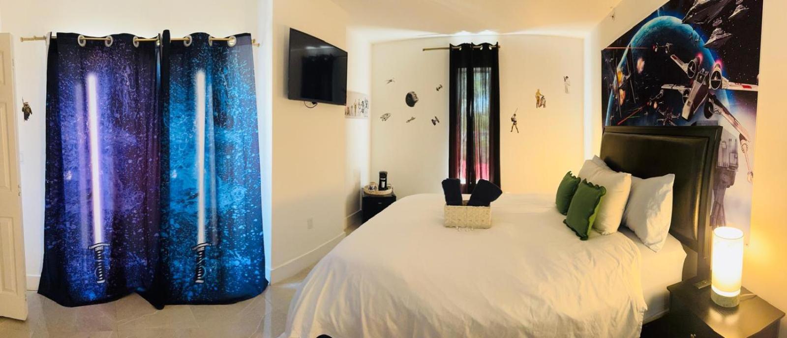 Atrium Hostel Design District Miami Exterior photo